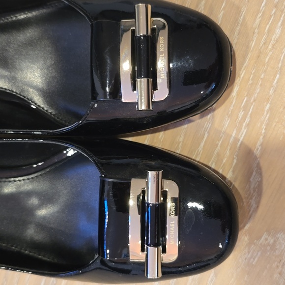 Michael Kors Heels Patent - Picture 2 of 7